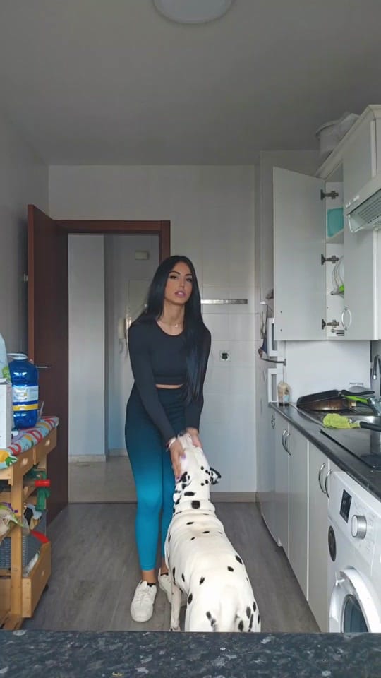 Post 10 by Lucia Carrasco on TikTok (video)