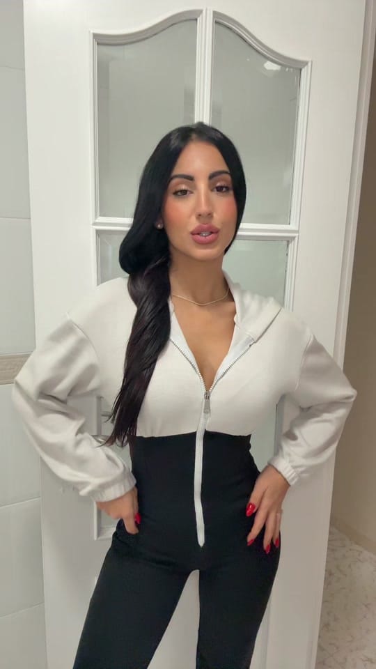 Post 3 by Lucia Carrasco on TikTok (video)