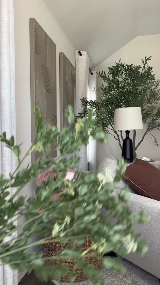 Post 1 by Brielle Oakley on TikTok (video)