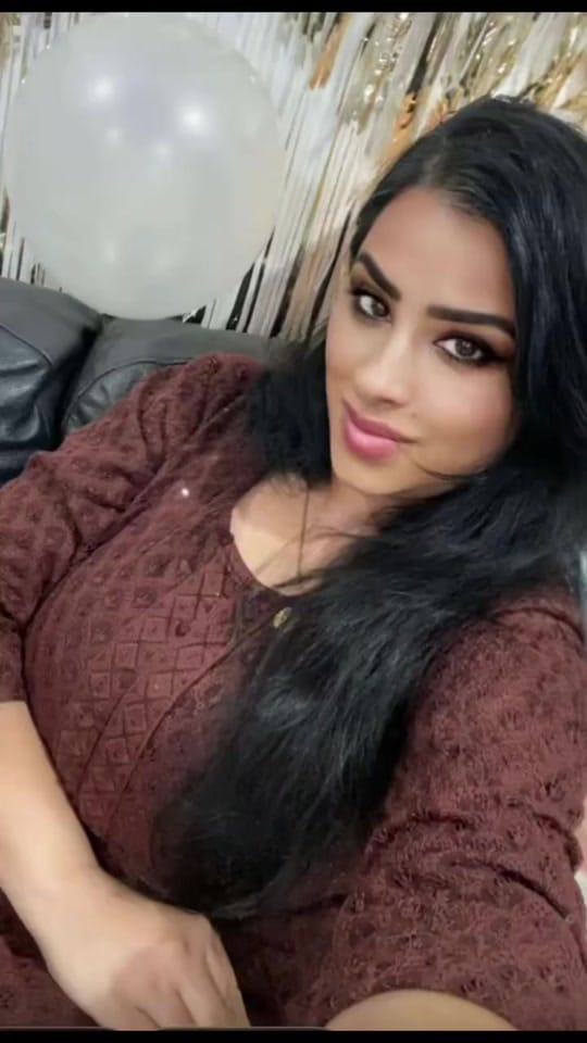 Post 8 by Rosie kaur on TikTok (video)