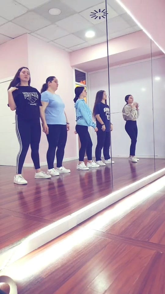 Post 8 by Feeling DS on TikTok (video)