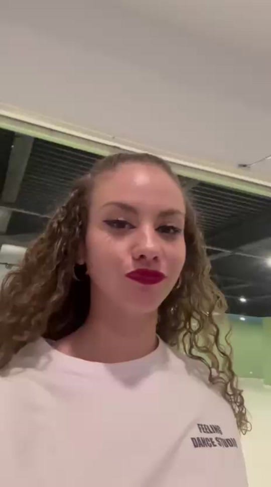 Post 1 by Feeling DS on TikTok (video)