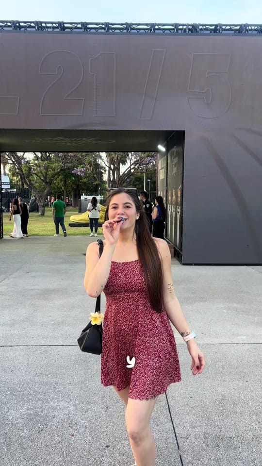 Post 6 by Una paisa en España 🇪🇸 on TikTok (video)