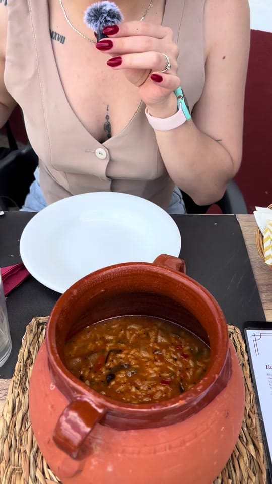 Post 10 by Una paisa en España 🇪🇸 on TikTok (video)
