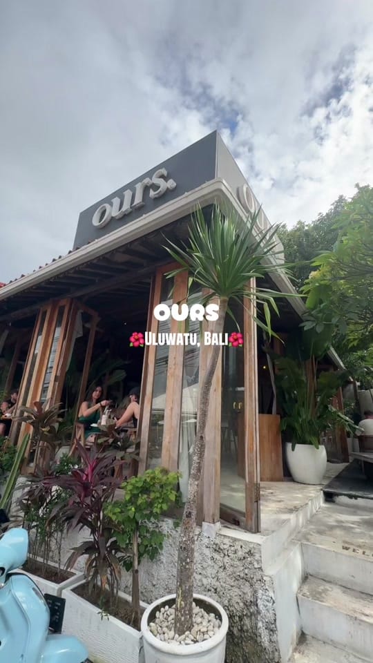 Post 2 by Sharly on TikTok (video)
