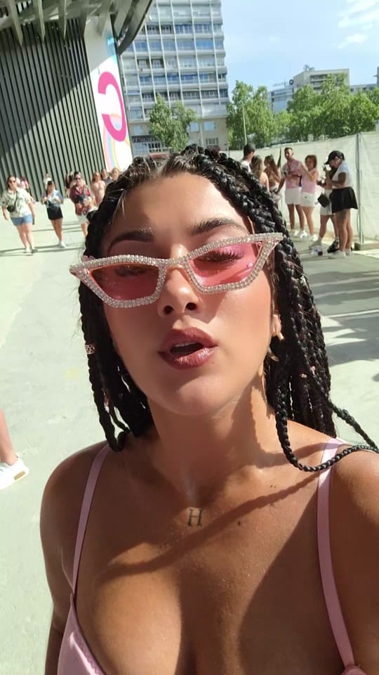Post 4 by Isa  Hernandez ⚡️ on TikTok (video)
