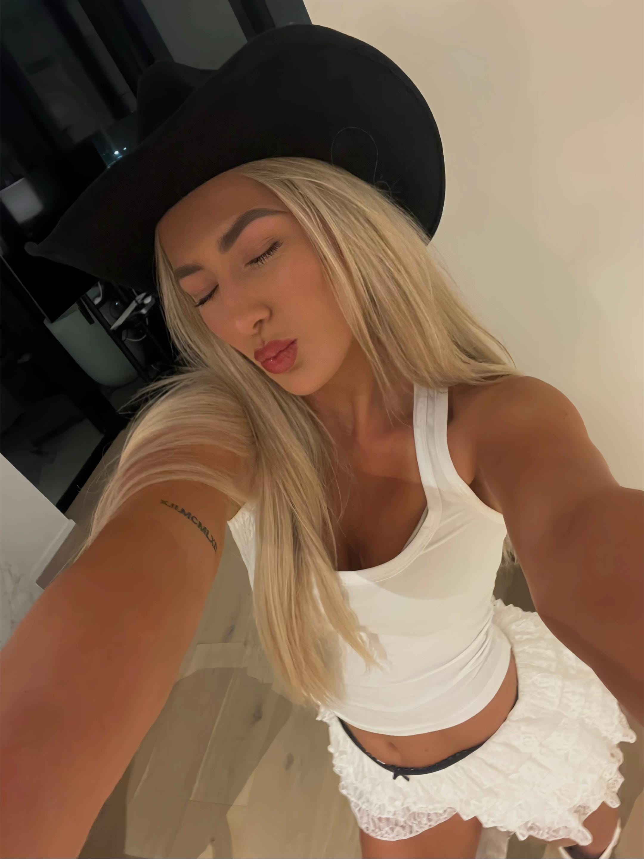 Post 10 by Jade Whalley on TikTok (video)