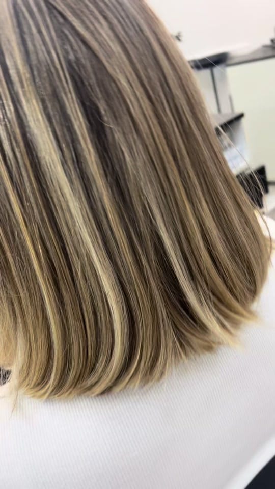 Post 9 by Caro Resk Hair studio on TikTok (video)
