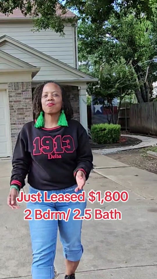Post 3 by Valli Sears-Jones- RE Broker on TikTok (video)
