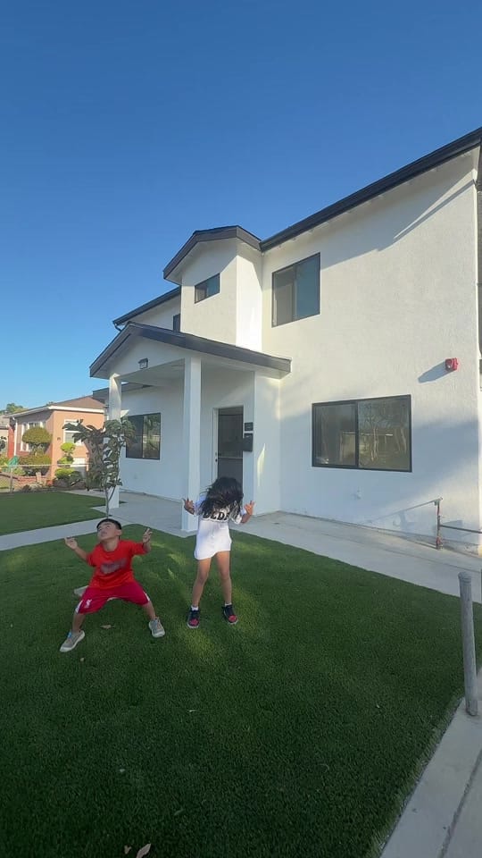 Post 3 by queenmealyann on TikTok (video)