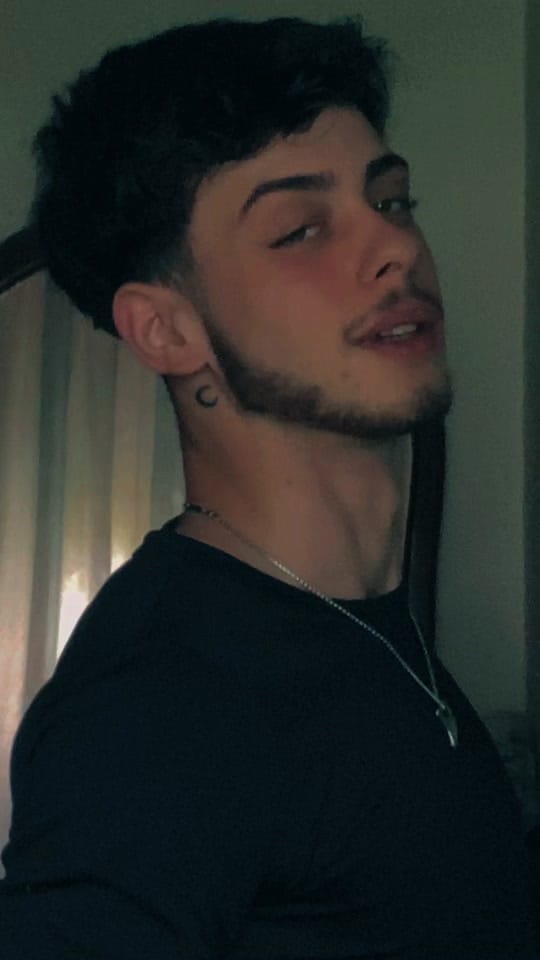 Post 6 by Dani🌙 on TikTok (video)