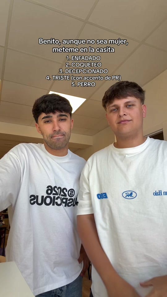 Post 2 by Manu Rivas on TikTok (video)