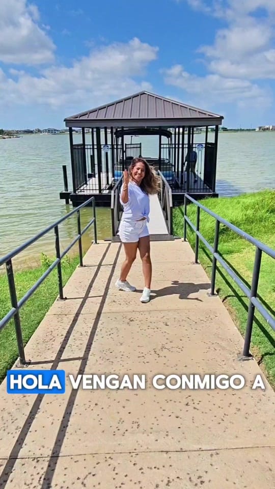 Post 9 by Deni Sells Houston on TikTok (video)