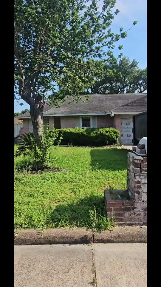 Post 4 by Deni Sells Houston on TikTok (video)