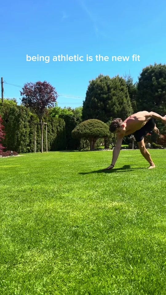 Post 6 by Erik Guniš on TikTok (video)