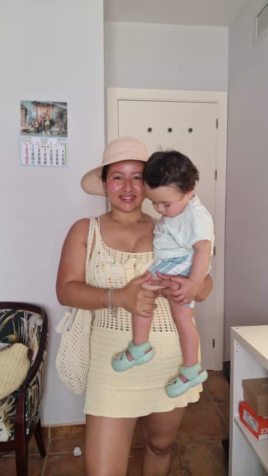 Post 4 by Jerys Castrillo 👨‍👩‍👦‍👦👸 on TikTok (video)