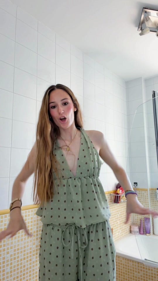 Post 4 by Paola Fernández 💗 on TikTok (video)