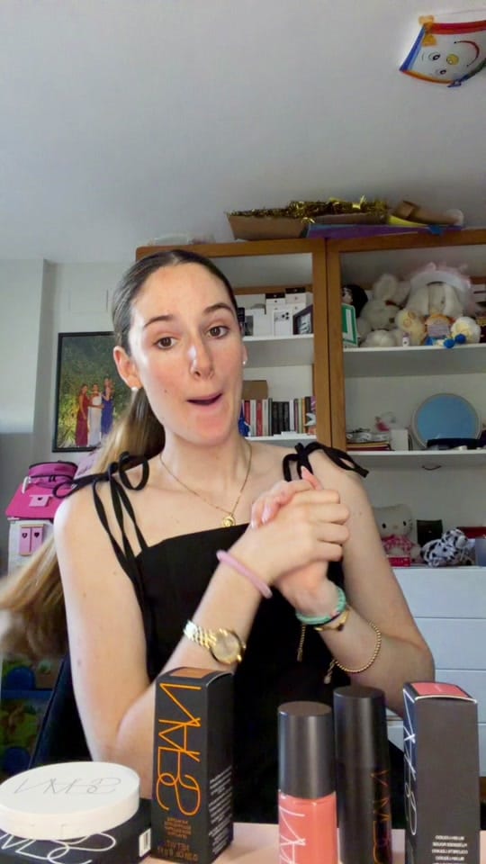 Post 1 by Paola Fernández 💗 on TikTok (video)