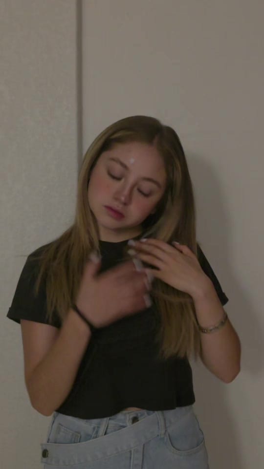 Post 2 by karolsevillaofc on TikTok (video)