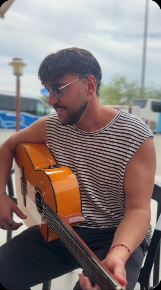 Post 2 by calosperalias on TikTok (video)