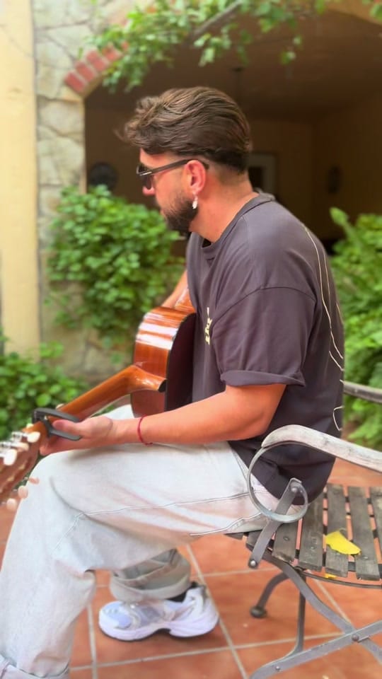 Post 7 by calosperalias on TikTok (video)