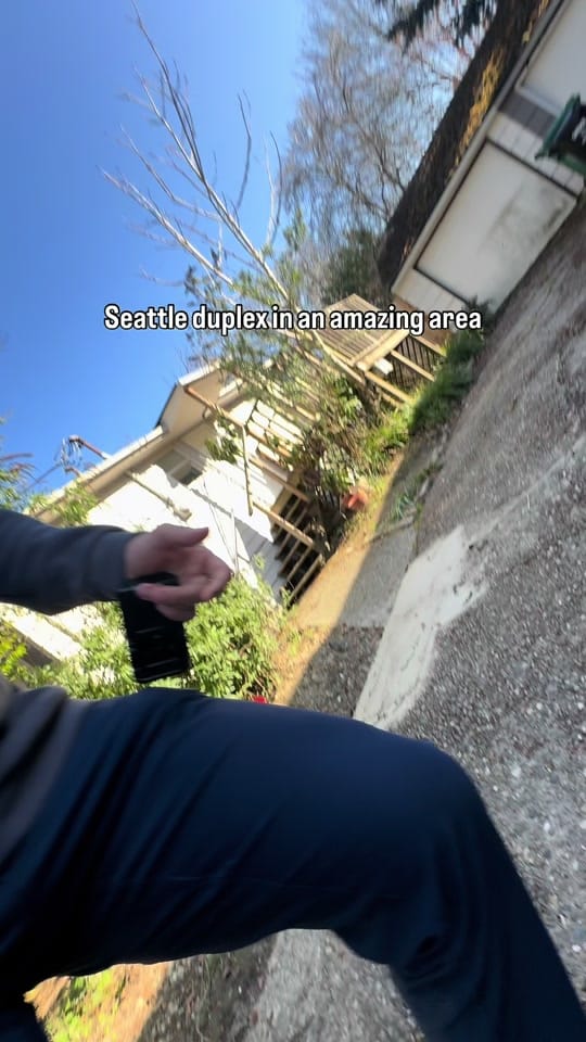Post 6 by Sam Nasralla on TikTok (video)