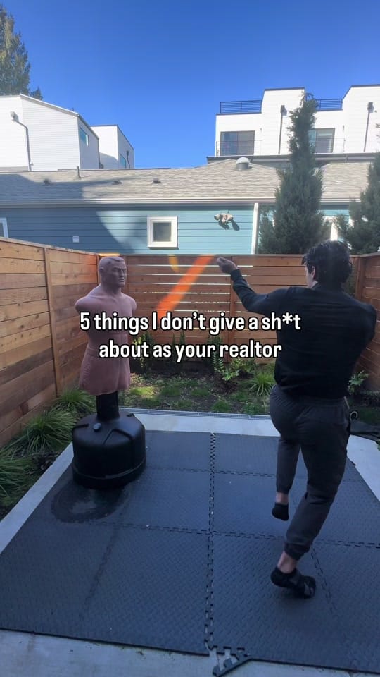 Post 2 by Sam Nasralla on TikTok (video)