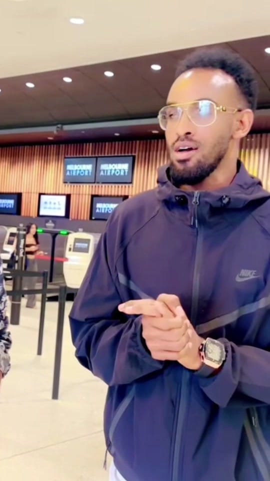 Post 3 by MMT on TikTok (video)