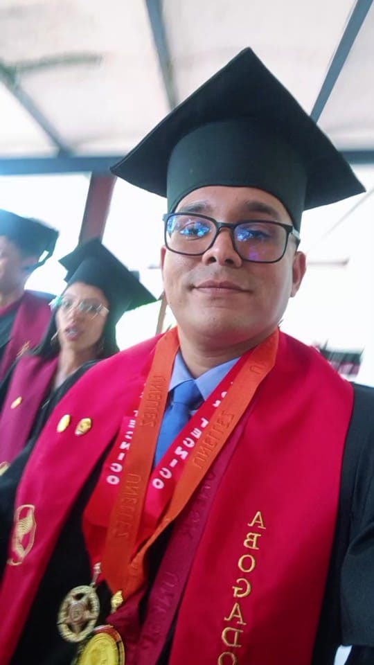 Post 3 by Juniorr E Sevilla Xc on TikTok (video)