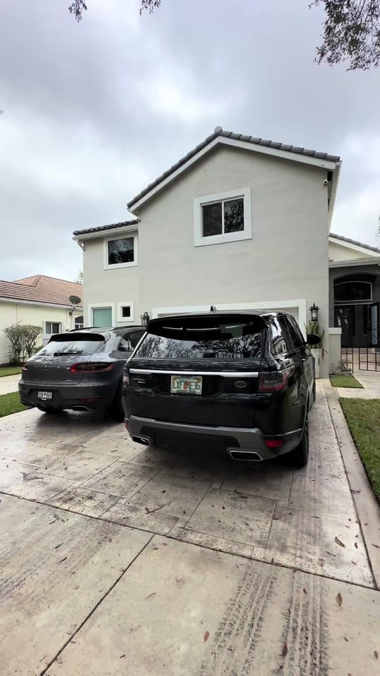 Post 3 by Frank Hernandez on TikTok (video)