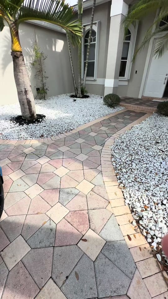Post 4 by Frank Hernandez on TikTok (video)