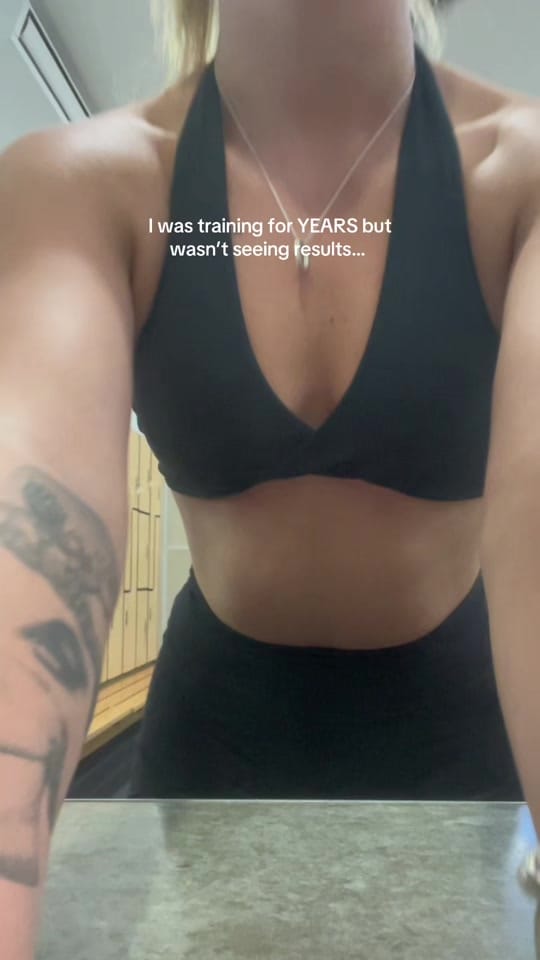 Post 5 by scarlyparkerr on TikTok (video)