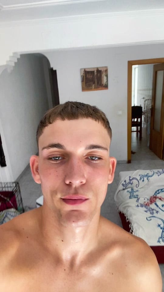 Post 3 by LEEOON🦁 on TikTok (video)