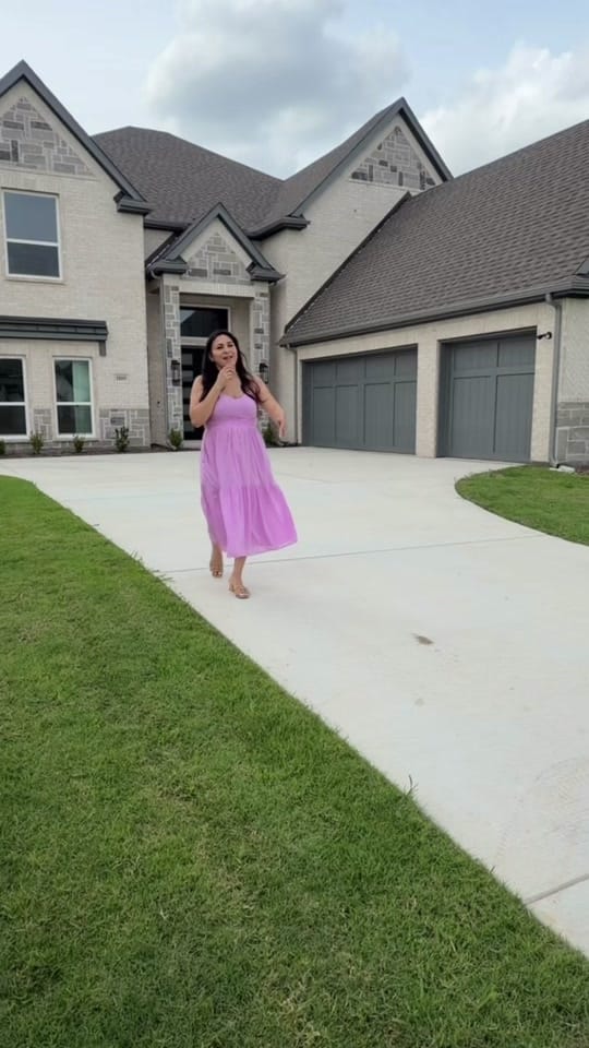 Post 7 by theclaudiasoto on TikTok (video)