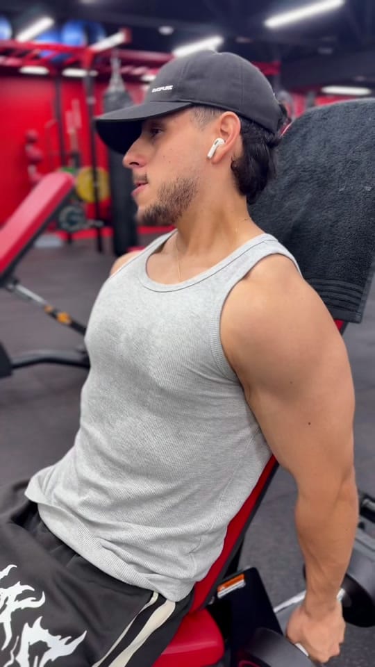 Post 2 by GIANCARLO LINAREZ on TikTok (video)