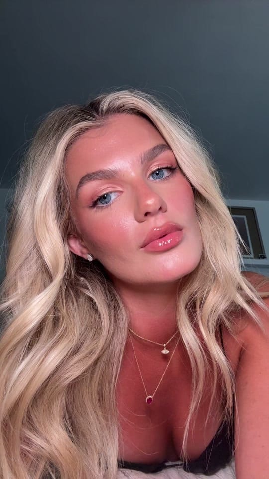 Post 3 by Stephanie on TikTok (video)