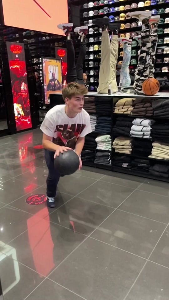 Post 8 by John Morant on TikTok (video)