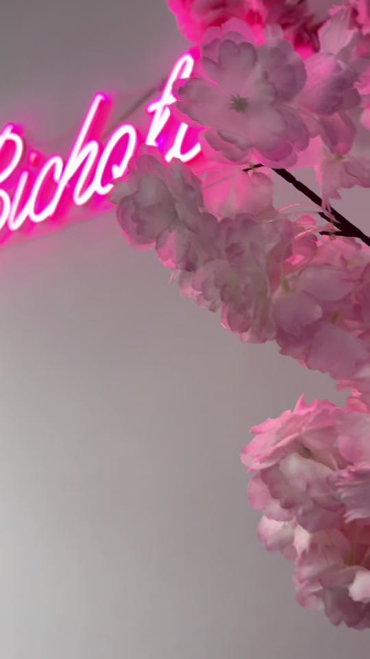 Post 7 by Cristi Heredia on TikTok (video)
