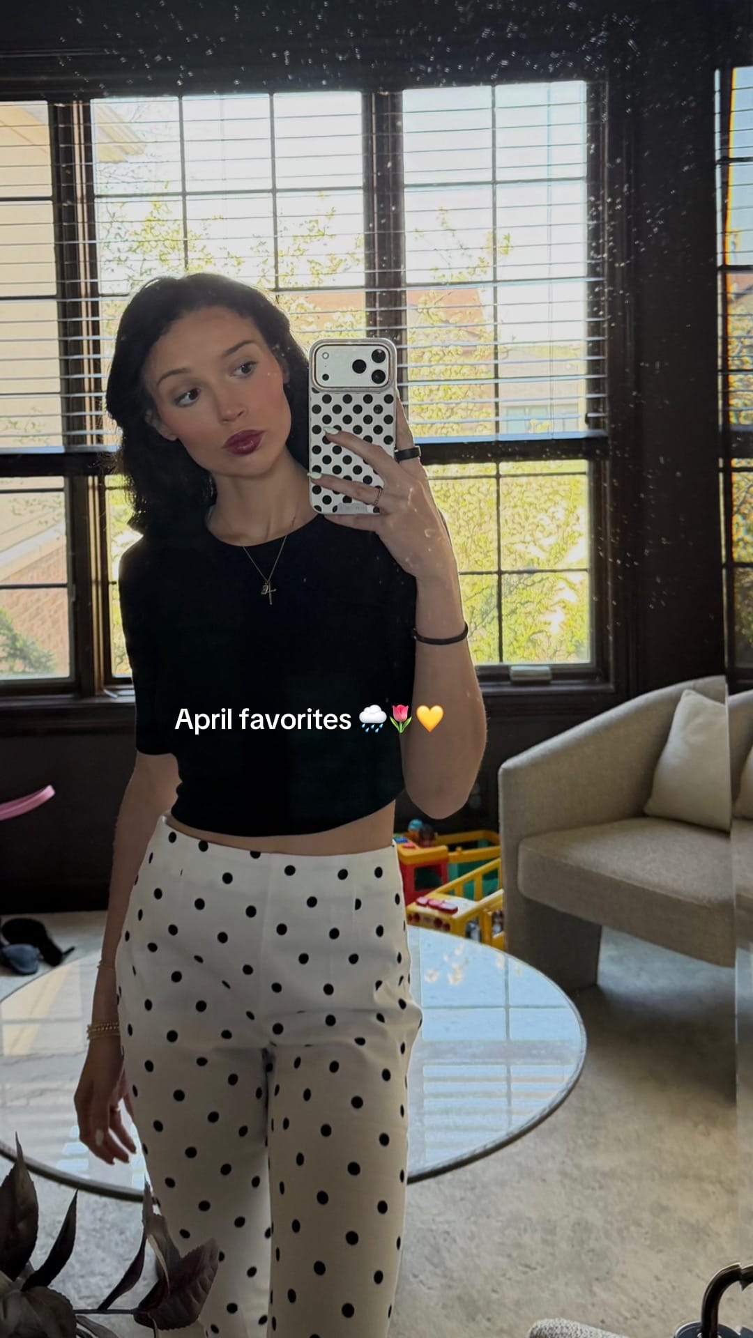 Post 8 by SYDNEY on TikTok (video)