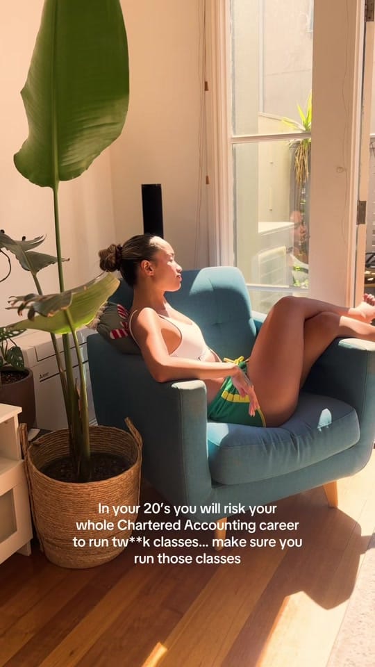 Post 5 by NMollyM on TikTok (video)