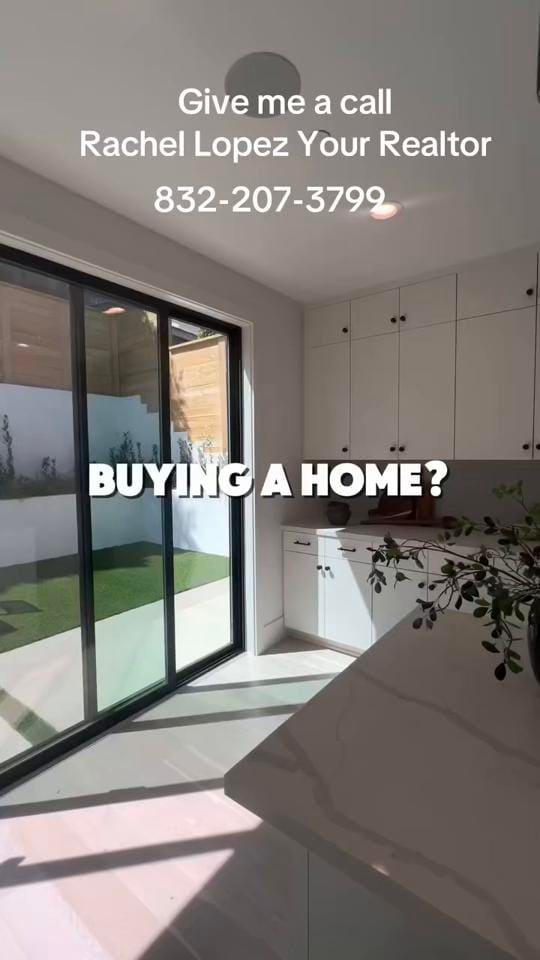 Post 7 by Rachel Lopez Your Realtor on TikTok (video)