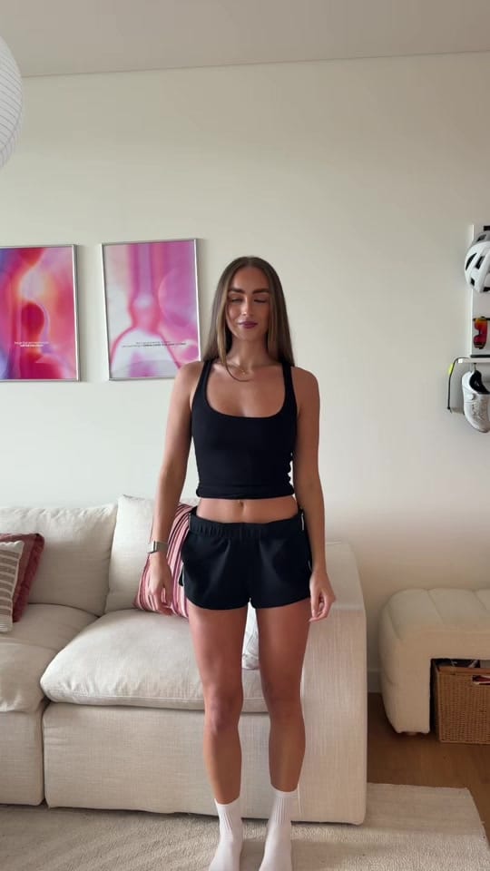 Post 1 by Caity on TikTok (video)