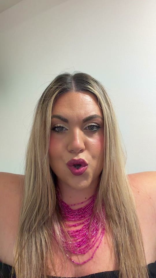 Post 2 by claauprez on TikTok (video)