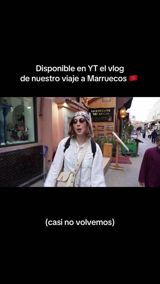 Post 2 by Esenzia on TikTok (video)