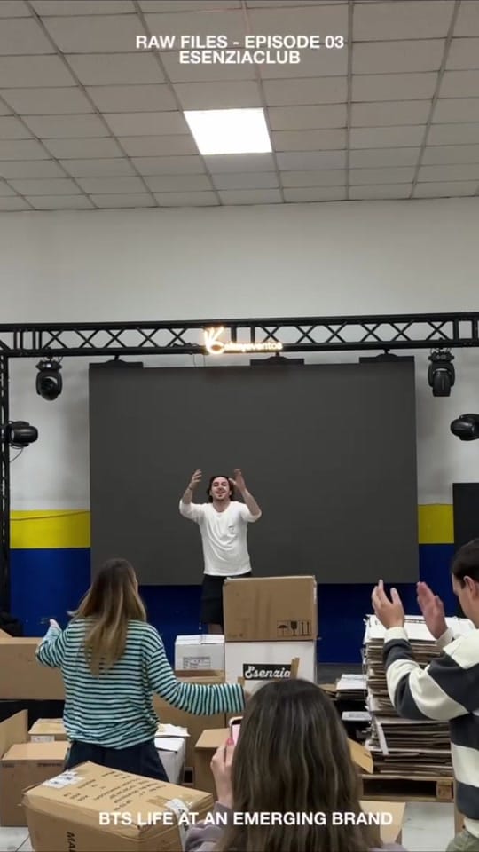 Post 6 by Esenzia on TikTok (video)
