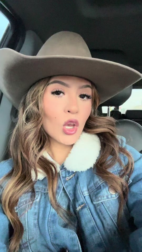 Post 8 by LaYesi♥️ on TikTok (video)
