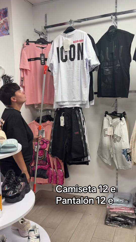 Post 5 by Revolution Svq on TikTok (video)