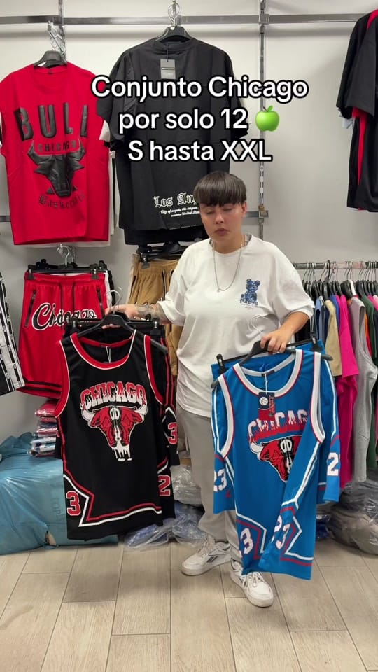 Post 1 by Revolution Svq on TikTok (video)