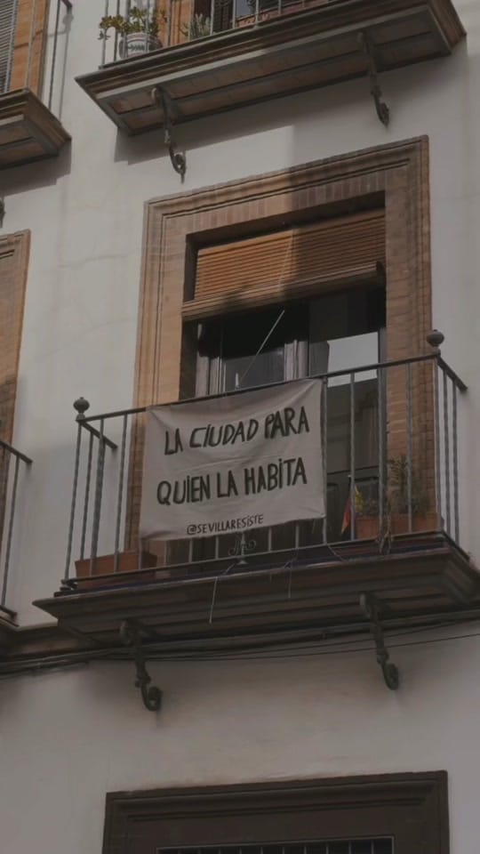 Post 5 by sevillaresiste_ on TikTok (video)