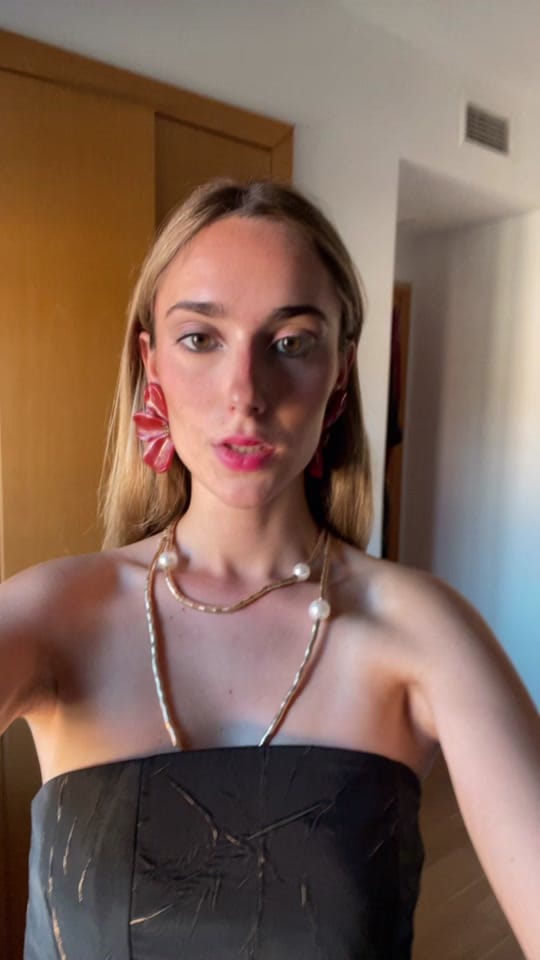 Post 1 by jimee ⭐️ on TikTok (video)